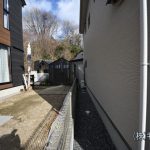 建物北側